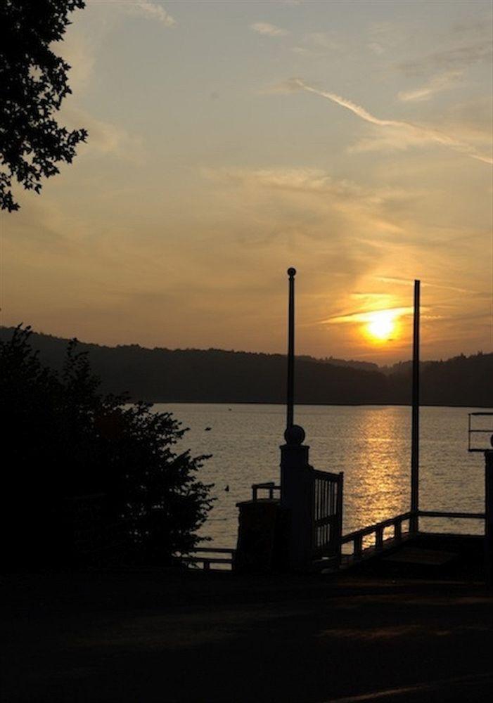 Logis Hotel Du Lac Neuvic  Εξωτερικό φωτογραφία
