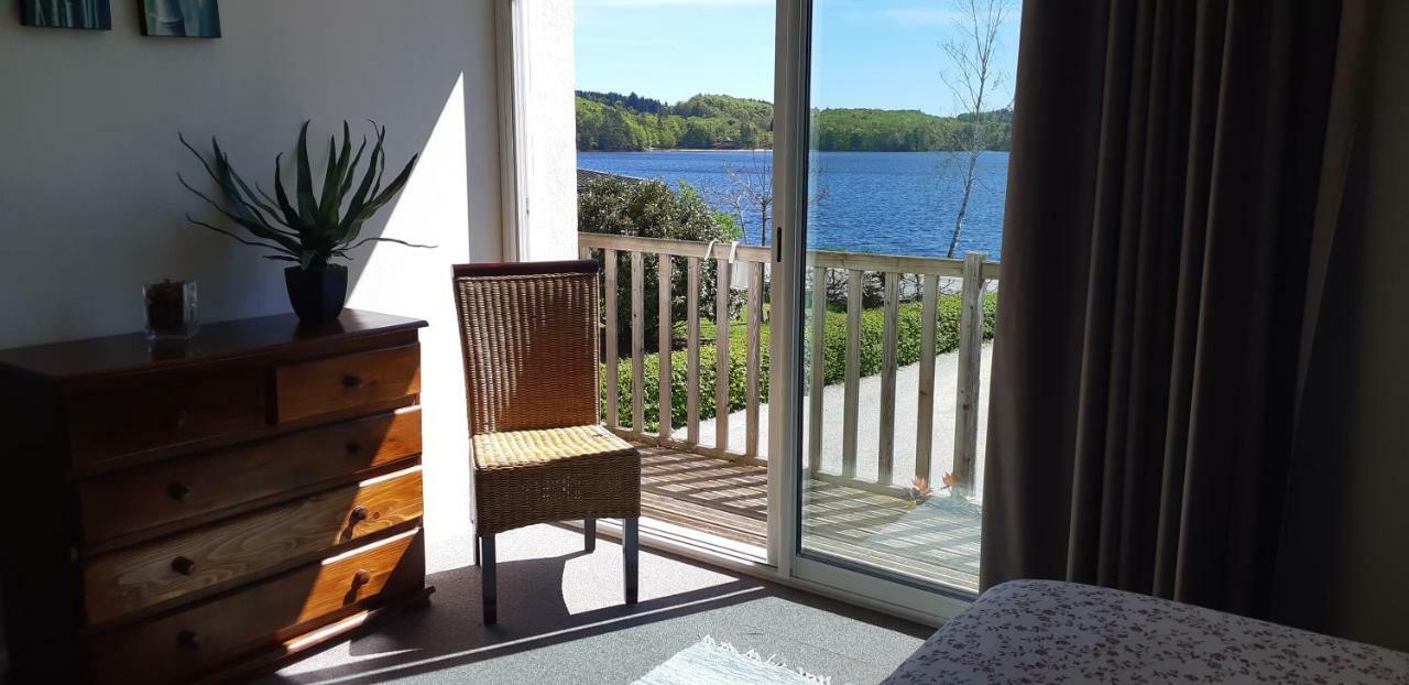 Logis Hotel Du Lac Neuvic  Εξωτερικό φωτογραφία