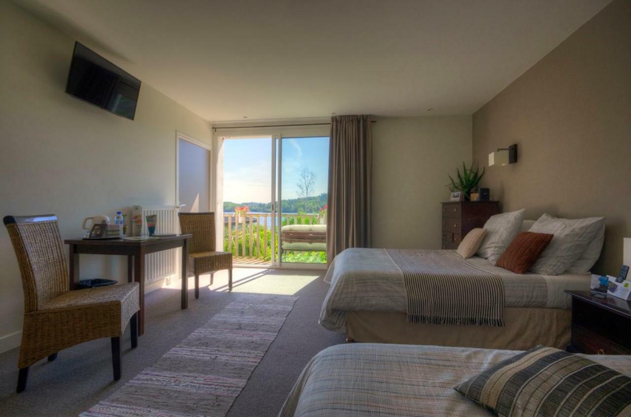 Logis Hotel Du Lac Neuvic  Εξωτερικό φωτογραφία