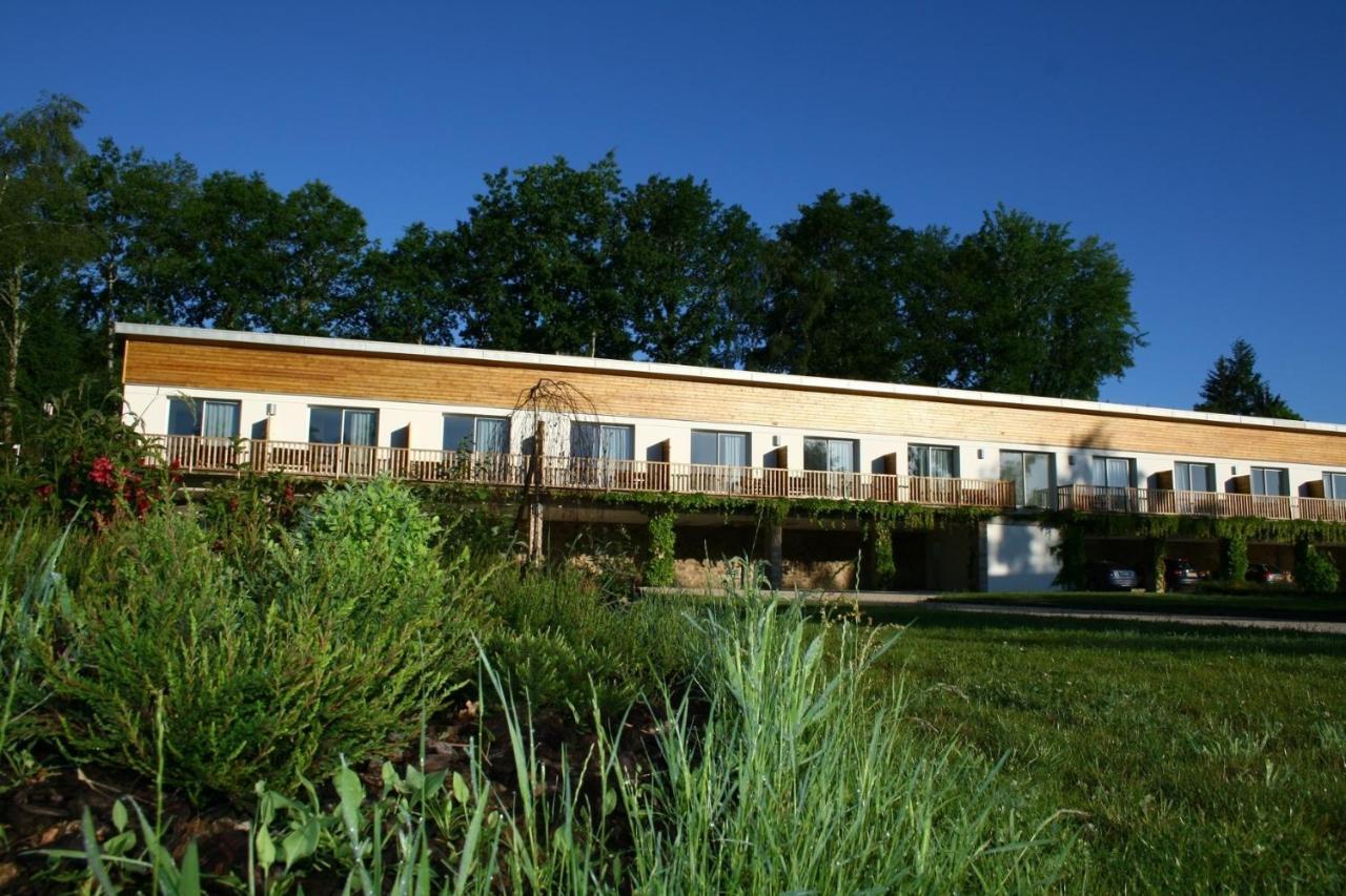 Logis Hotel Du Lac Neuvic  Δωμάτιο φωτογραφία